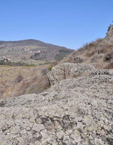 Le dyke basaltique du Rocher de Saint-Jean à Gluiras